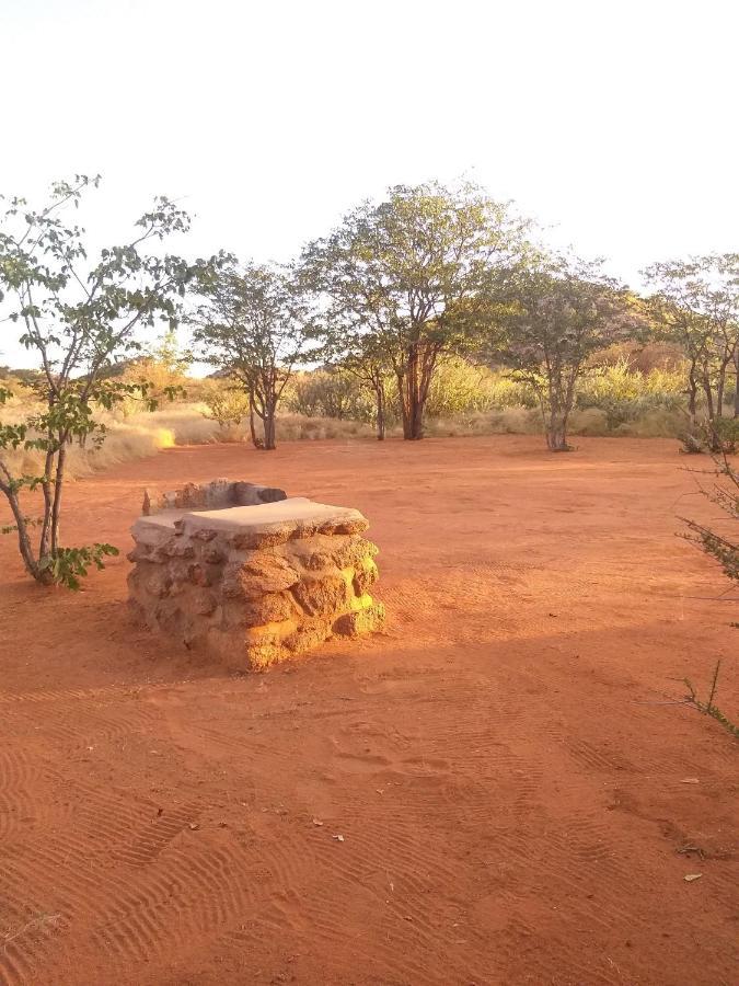 Porcupine Camp Kamanjab Exterior foto